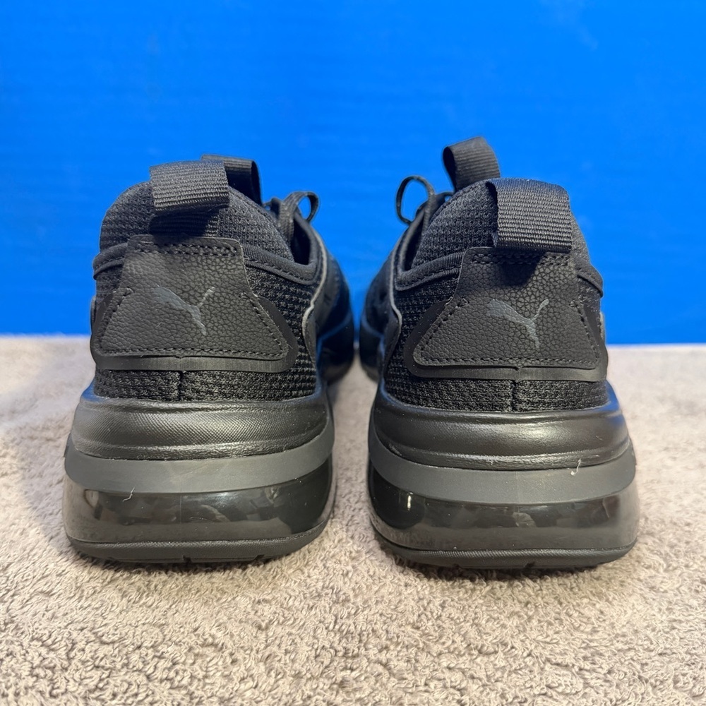 Puma cell thrill
Black
Brand new - Picture 4 of 10